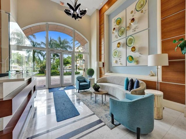 625 Casa Loma Boulevard 304, Boynton Beach, FL 33435