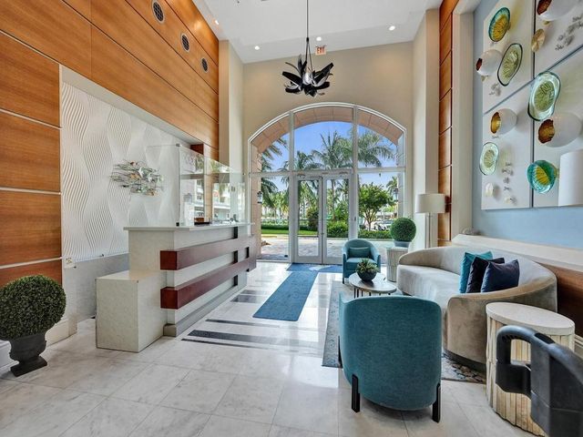625 Casa Loma Boulevard 304, Boynton Beach, FL 33435