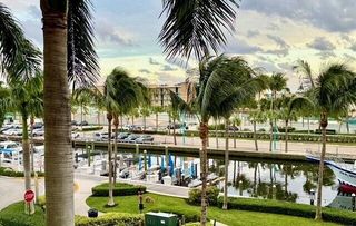 625 Casa Loma Boulevard 304, Boynton Beach, FL 33435