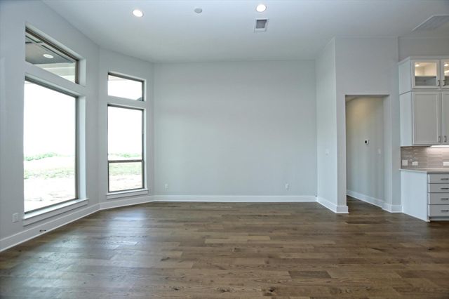 2949 Redwood GRV, Leander, TX 78641