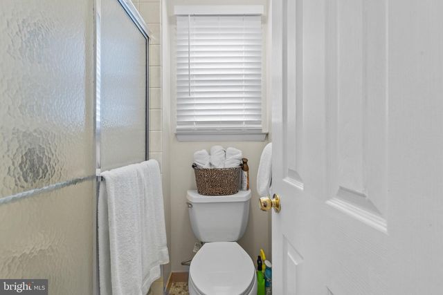 26 PEBBLE DR, Horsham, PA 19044