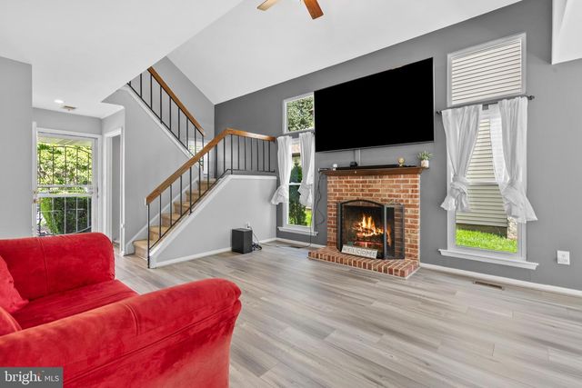 26 PEBBLE DR, Horsham, PA 19044