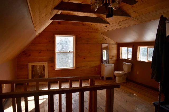 1350 Backwoods Rd, Cedarcreek, MO 65627