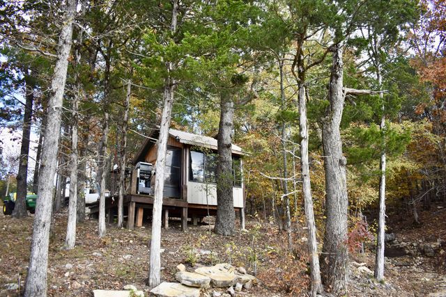 1350 Backwoods Rd, Cedarcreek, MO 65627