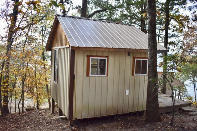 1350 Backwoods Rd, Cedarcreek, MO 65627