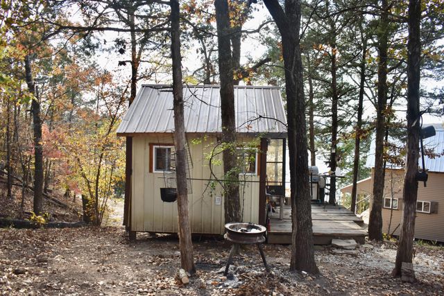 1350 Backwoods Rd, Cedarcreek, MO 65627