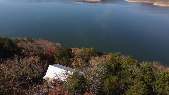 1350 Backwoods Rd, Cedarcreek, MO 65627