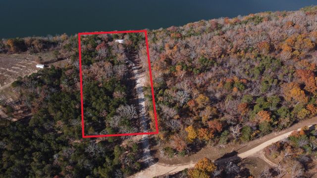 1350 Backwoods Rd, Cedarcreek, MO 65627