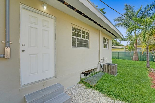 435 NW 82nd Terrace 2, Miami, FL 33150