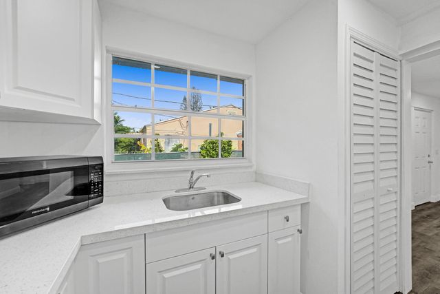 435 NW 82nd Terrace 2, Miami, FL 33150