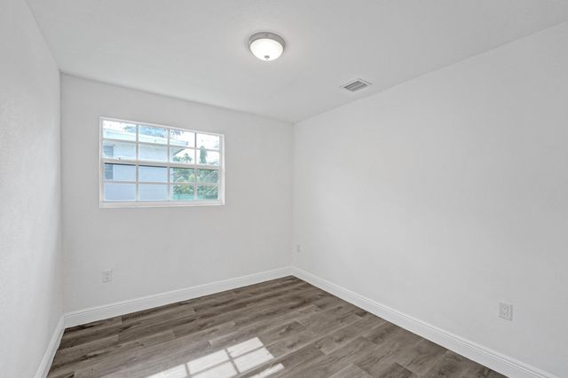 435 NW 82nd Terrace 2, Miami, FL 33150