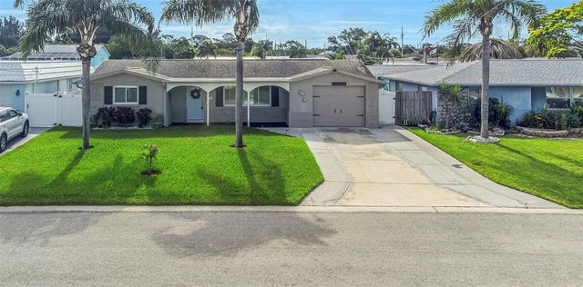 12804 2ND ISLE, Hudson, FL 34667