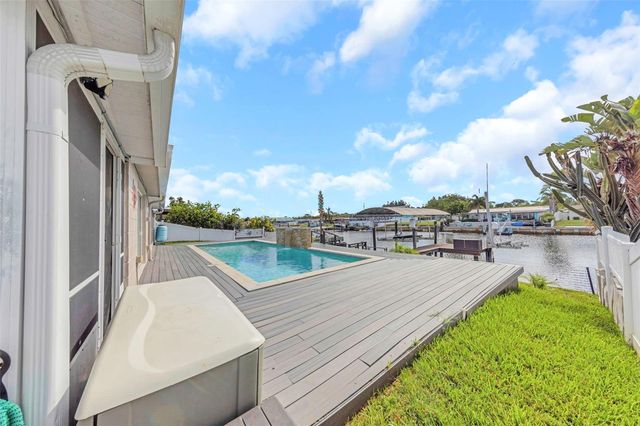12804 2ND ISLE, Hudson, FL 34667