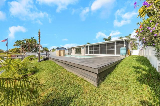 12804 2ND ISLE, Hudson, FL 34667