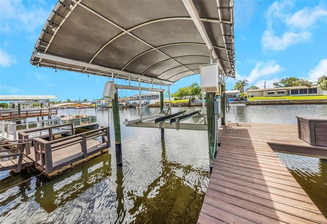 12804 2ND ISLE, Hudson, FL 34667