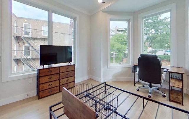 104-106 Warren St. 6, Boston, MA 02135