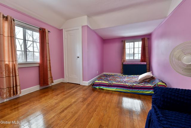 194 S Main Avenue, Albany, NY 12208