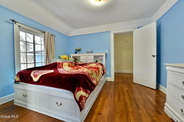 194 S Main Avenue, Albany, NY 12208