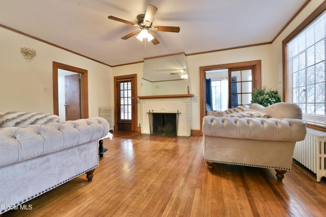 194 S Main Avenue, Albany, NY 12208