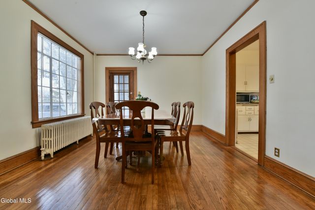 194 S Main Avenue, Albany, NY 12208