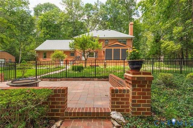 11494 Riveredge Rd, Doswell, VA 23047