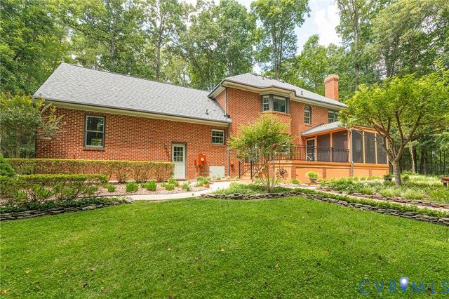 11494 Riveredge Rd, Doswell, VA 23047