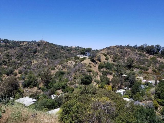 2537 Woodstock, Los Angeles, CA 90046