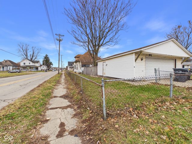 2226 Fletcher Street, Anderson, IN 46016