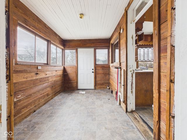 2226 Fletcher Street, Anderson, IN 46016