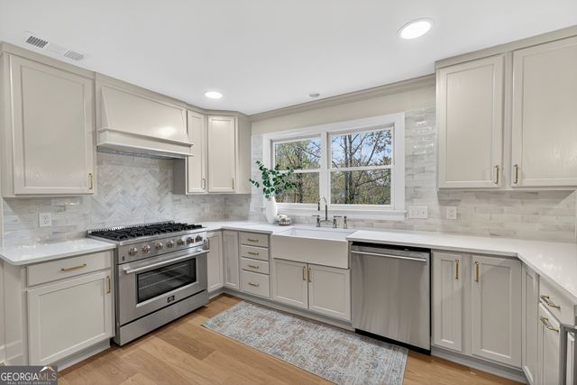 8294 Shelley Trail, Macon, GA 31220