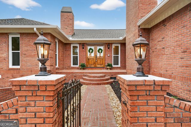 8294 Shelley Trail, Macon, GA 31220