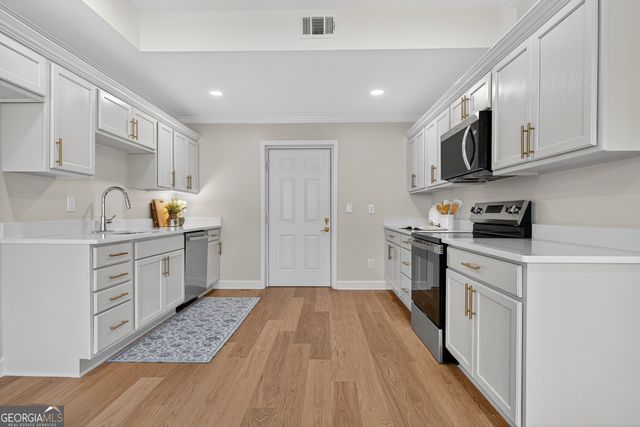 8294 Shelley Trail, Macon, GA 31220