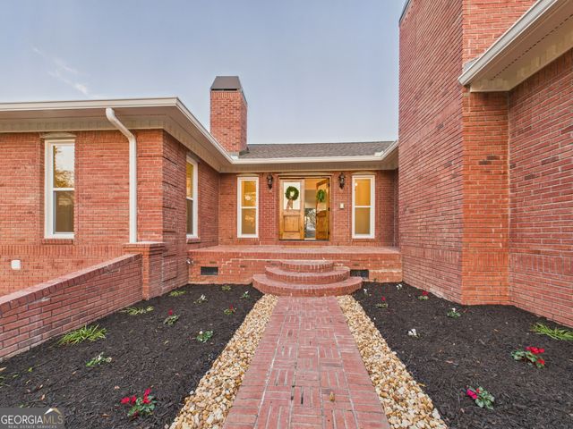 8294 Shelley Trail, Macon, GA 31220