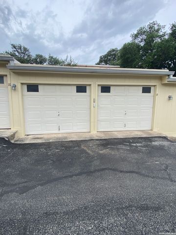 6106 Vance Jackson Rd Apt 15, San Antonio, TX 78230
