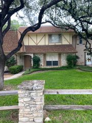 6106 Vance Jackson Rd Apt 15, San Antonio, TX 78230