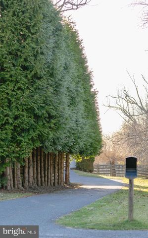 212 NEW AVE, Reisterstown, MD 21136