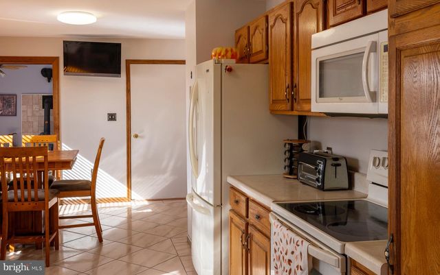 212 NEW AVE, Reisterstown, MD 21136