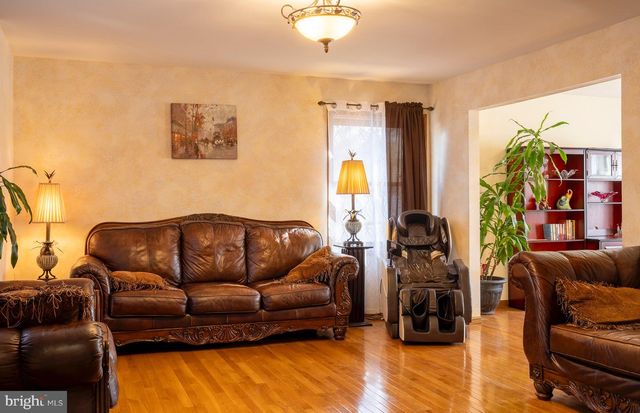 212 NEW AVE, Reisterstown, MD 21136