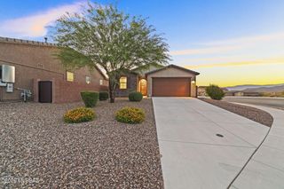 7956 S Silver Lillie Way, Tucson, AZ 85747