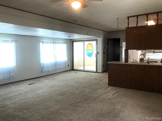 161 Spruce Drive, Jonesville, MI 49250