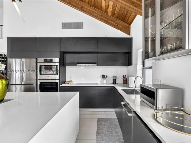 343 Centre Is, Golden Beach, FL 33160