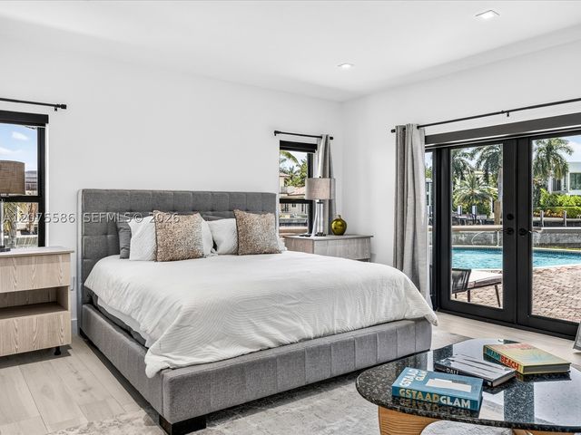 343 Centre Is, Golden Beach, FL 33160