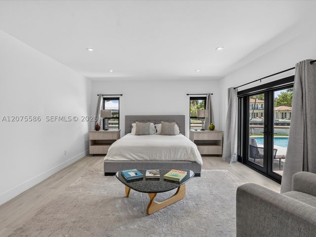 343 Centre Is, Golden Beach, FL 33160