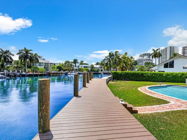 343 Centre Is, Golden Beach, FL 33160