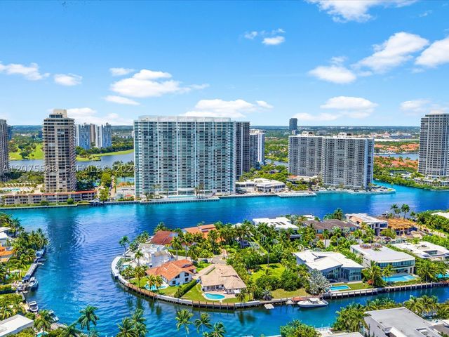 343 Centre Is, Golden Beach, FL 33160