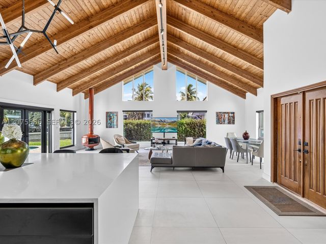 343 Centre Is, Golden Beach, FL 33160