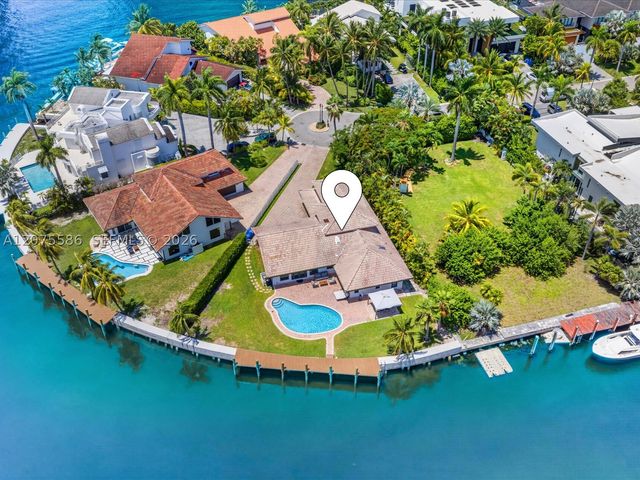 343 Centre Is, Golden Beach, FL 33160