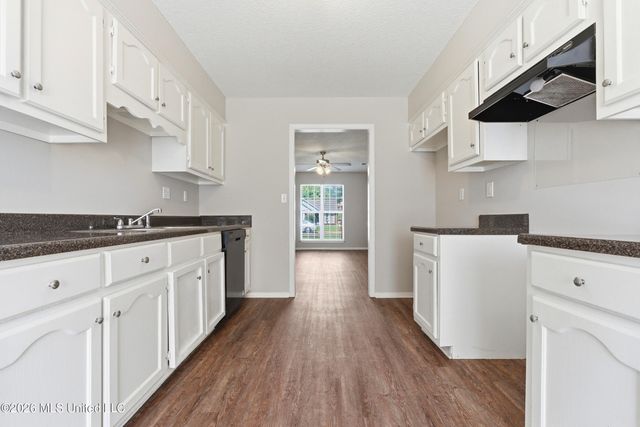 7446 Cliffwood Drive, Horn Lake, MS 38637