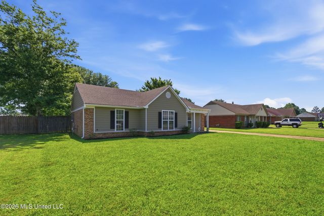 7446 Cliffwood Drive, Horn Lake, MS 38637