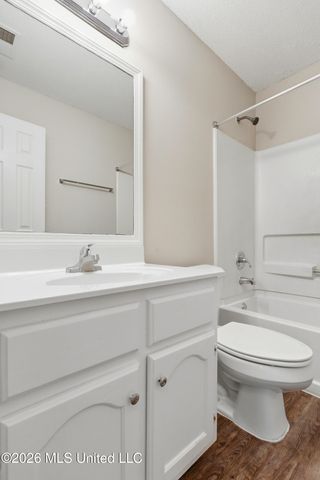 7446 Cliffwood Drive, Horn Lake, MS 38637